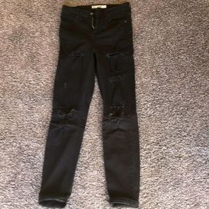 TOPSHOP Jamie black ripped jeans